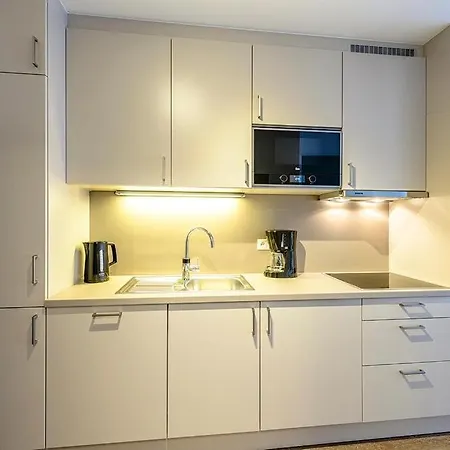 Deichhaeuser Anna Kueste Deichhaeuser Anna Kueste 1-22 * בנסרסיל